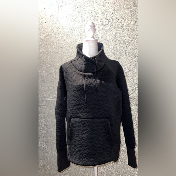 BRAND NEW ATHLETA HOODIE SIZE SMALL - Picture 4 of 6
